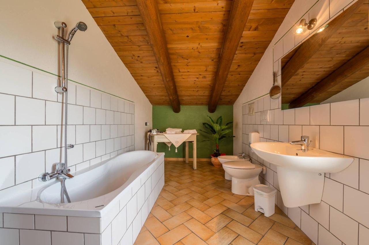Agriturismo Il Nido Di Bacco Vila Saluzzo Exterior foto