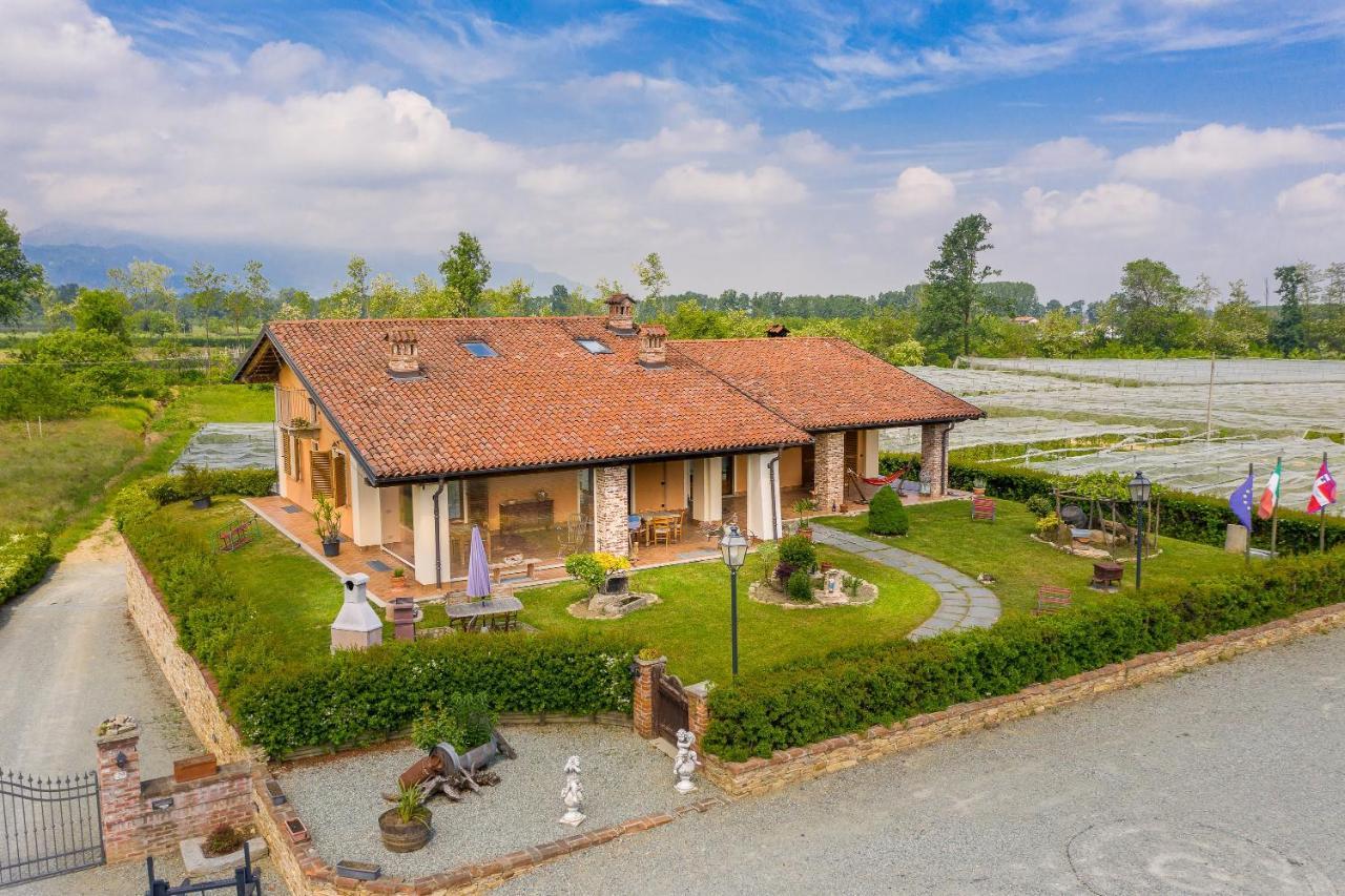 Agriturismo Il Nido Di Bacco Vila Saluzzo Exterior foto